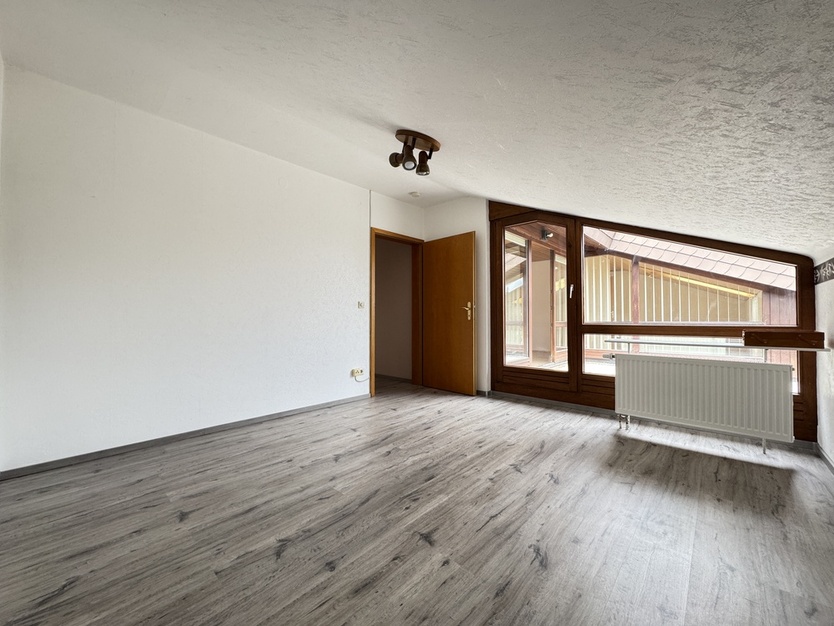 Freistehendes 3-Familienhaus in guter und ruhiger Wohnlage 12 zimmer