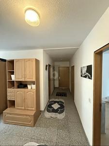 GEPFLEGT, HELL UND GUT GESCHNITTEN IN RUHIGER LAGE - Etagenwohnung Ditzingen | Angebot:24725148