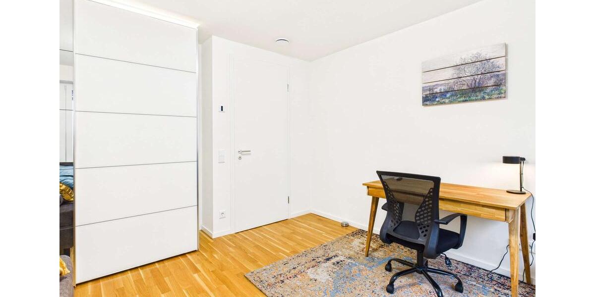 Etagenwohnung Stuttgart Feuerbach - 3 Zimmer, 94 m&sup2;, 1.990&euro; | Angebot:24670758