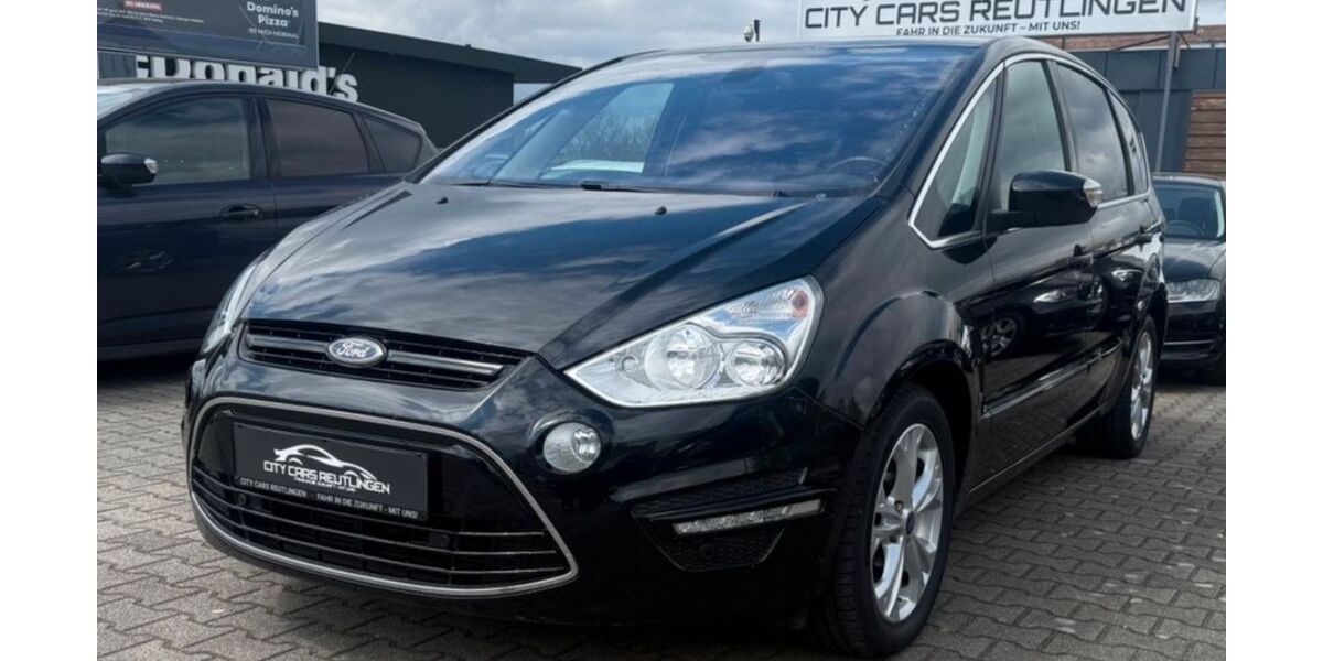 Ford S-Max 117.000 km 12.200 &euro; Reutlingen 72766