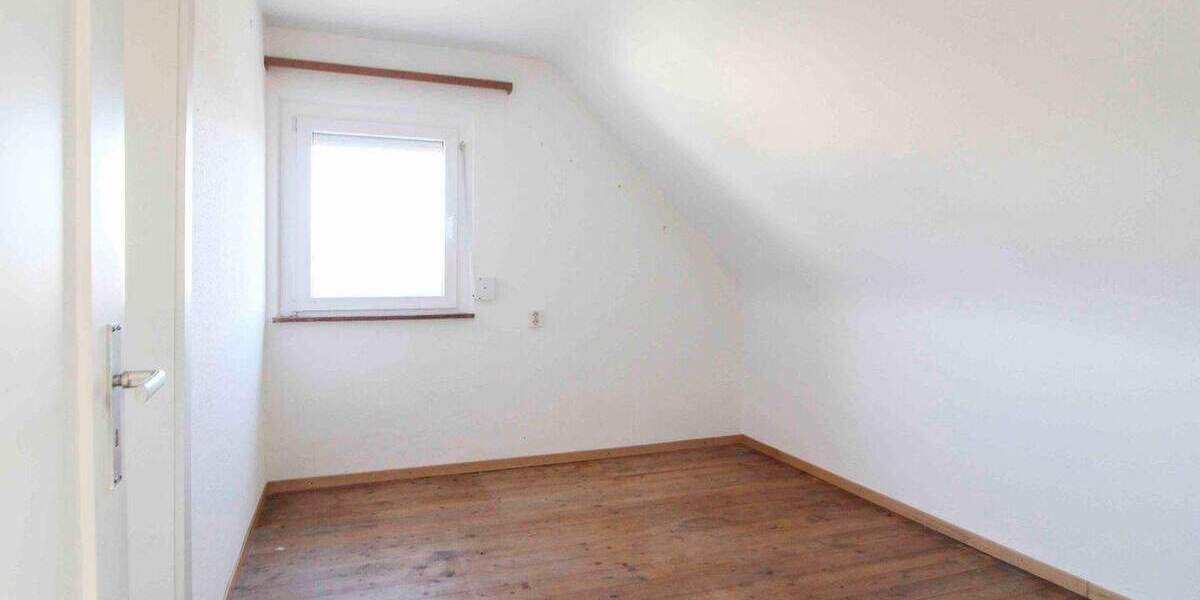 Einfamilienhaus Mühlacker Dürrmenz - 6 Zimmer, 175.000&euro; | Angebot:25851085