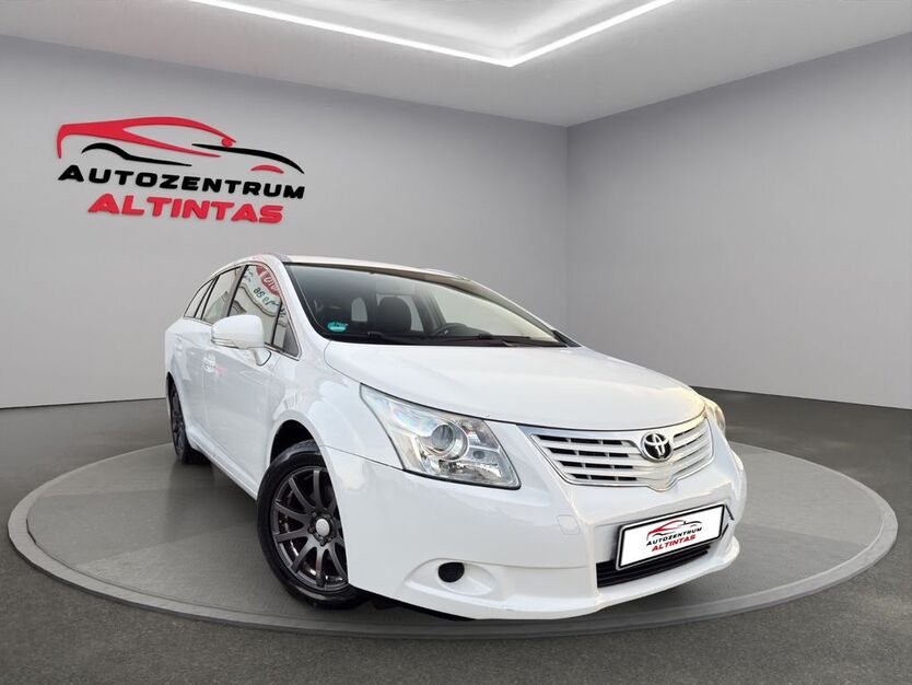 Toyota Avensis 226.000 km 4.750 € Holzgerlingen 71088