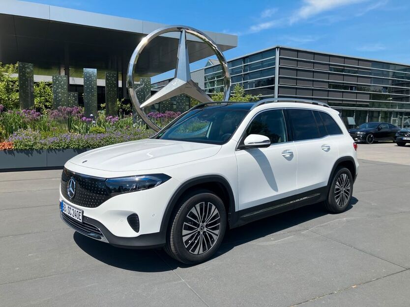 Mercedes-Benz EQB 20.000 km 44.890 € Böblingen 71034