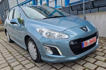 Peugeot 308 133.000 km 5.990 € Holzgerlingen 71088