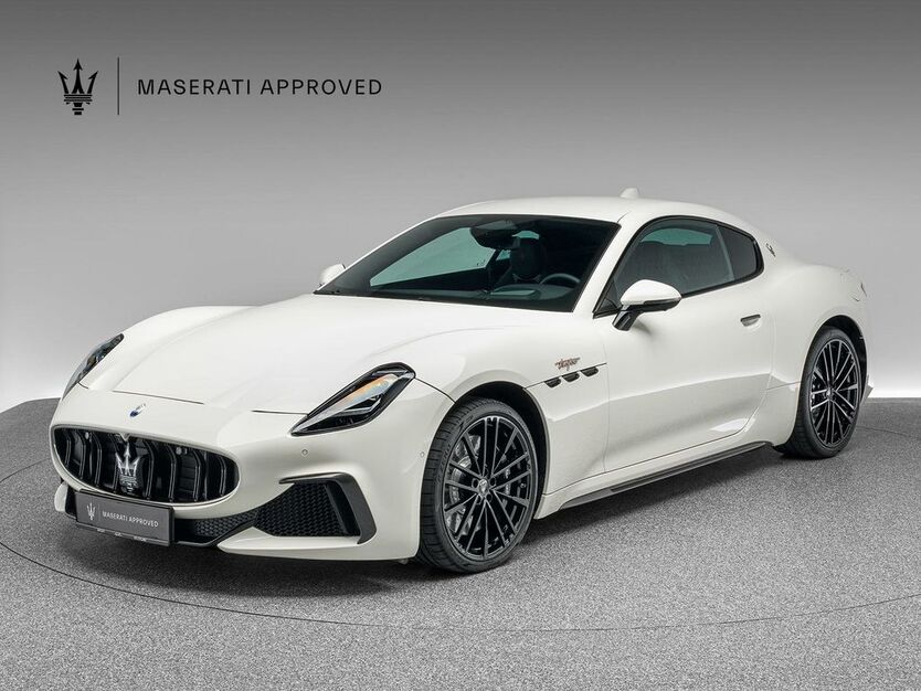 Maserati Granturismo 27.000 km 168.890 € Böblingen 71034