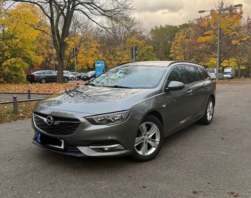 Opel Insignia 137.500 km 12.490 € Stuttgart 70435
