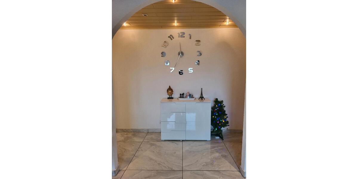 Erdgeschoßwohnung Stuttgart Luginsland - 3 Zimmer, 68 m&sup2;, 315.000&euro; | Angebot:24183897