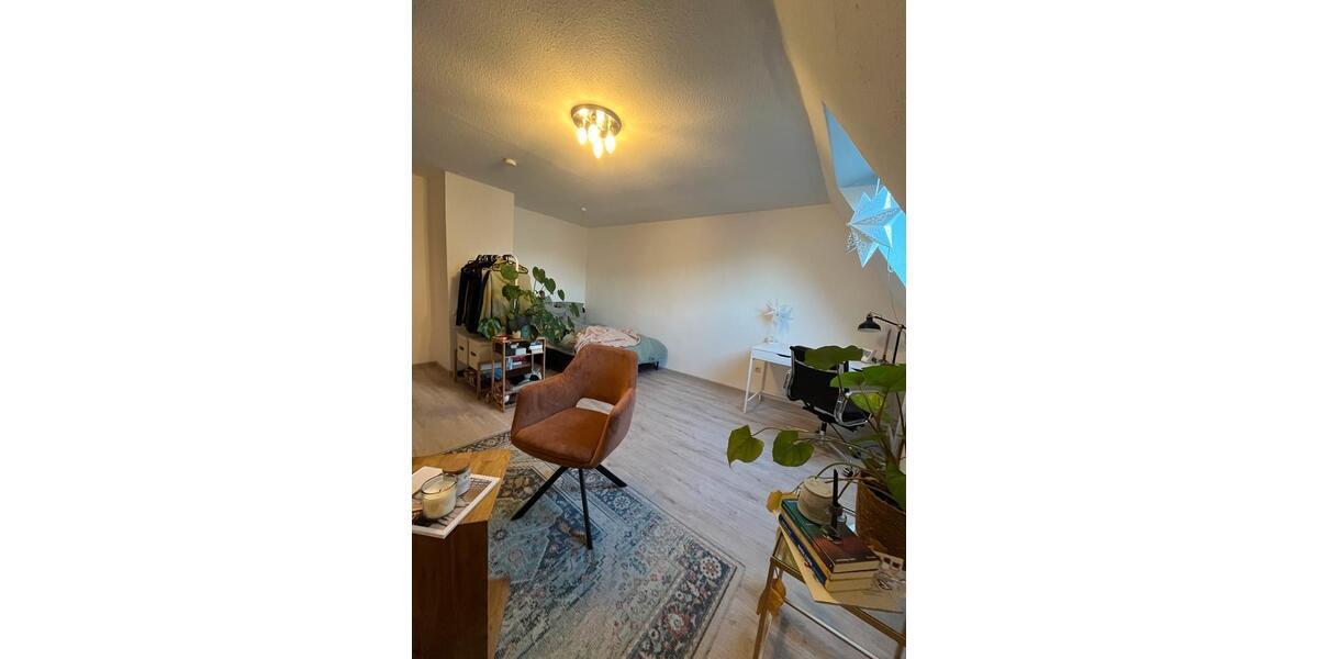 Etagenwohnung Stuttgart Stuttgart-Süd - 3 Zimmer, 80 m&sup2;, 560&euro; | Angebot:24829803