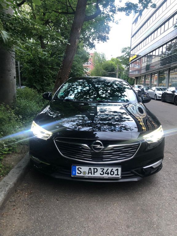 Opel Insignia 100.000 km 12.500 € Leinfelden-Echterdingen 70771