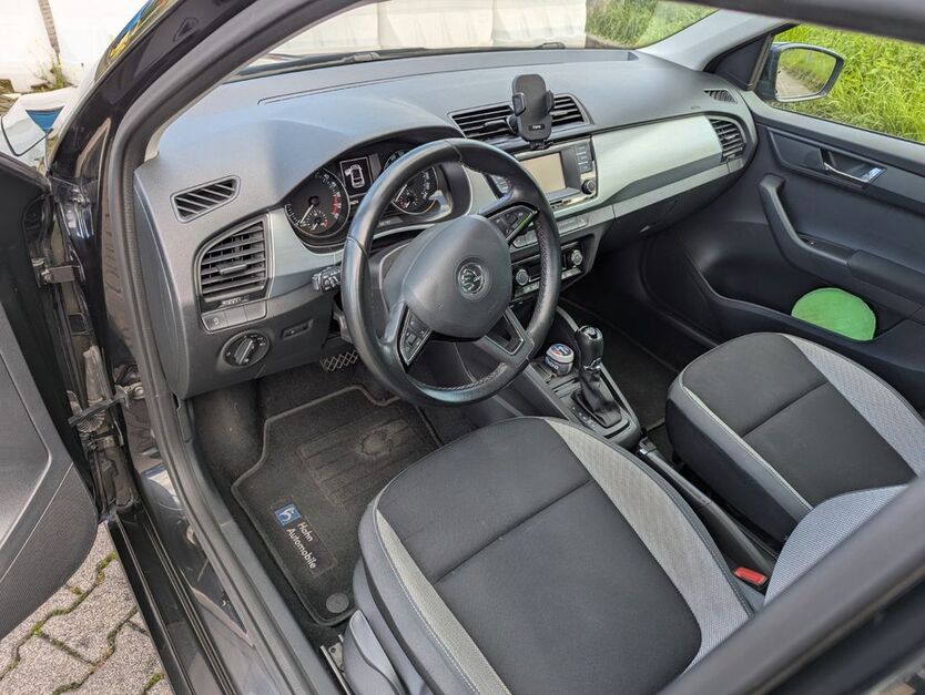 Skoda Fabia 170.100 km 7.500 € Esslingen am Neckar 73730