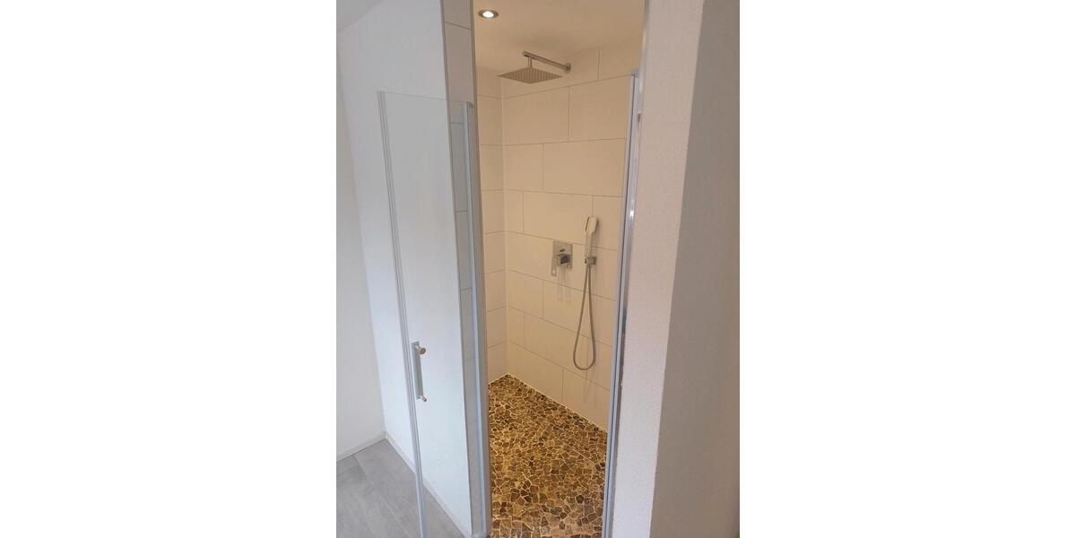 Etagenwohnung Rohrdorf - 3 Zimmer, 80 m&sup2;, 950&euro; | Angebot:26604033