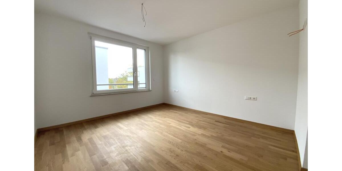 Neubau-Highlight: 3-Zimmer-Wohnung mit EBK und Balkon in Südausrichtung 3 zimmer
