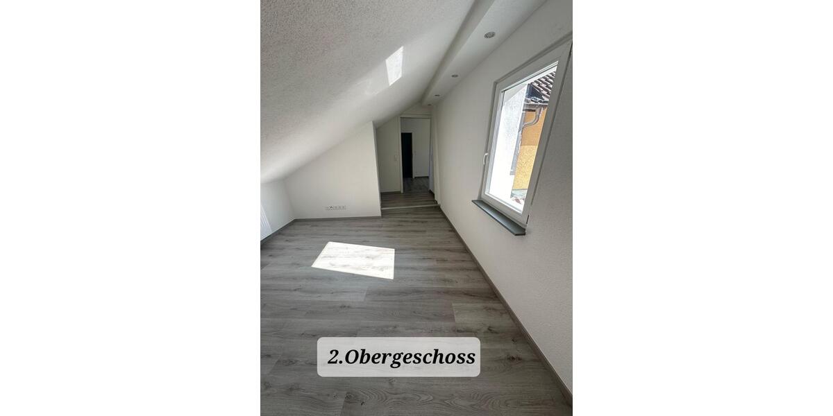 Etagenwohnung Weil der Stadt - 5 Zimmer, 137 m&sup2;, 1.500&euro; | Angebot:27544891