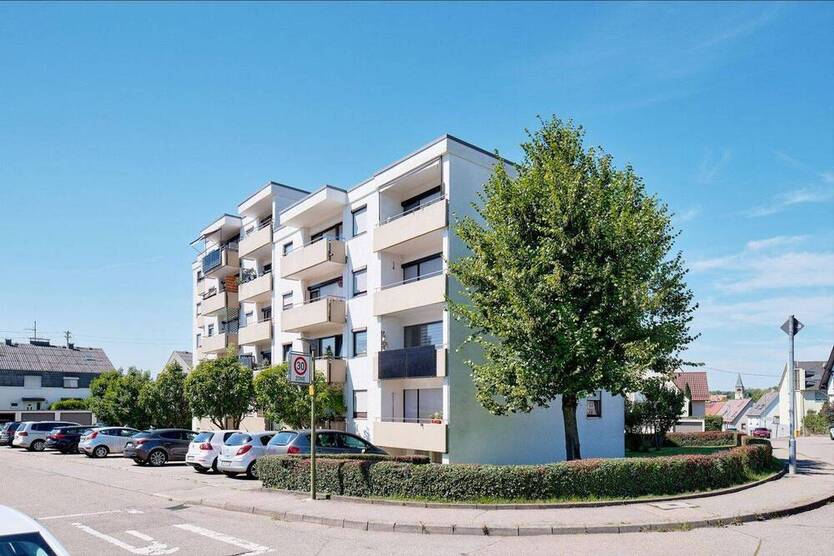 Frisch renovierte 3 Zimmer-Wohnung in Gebersheim