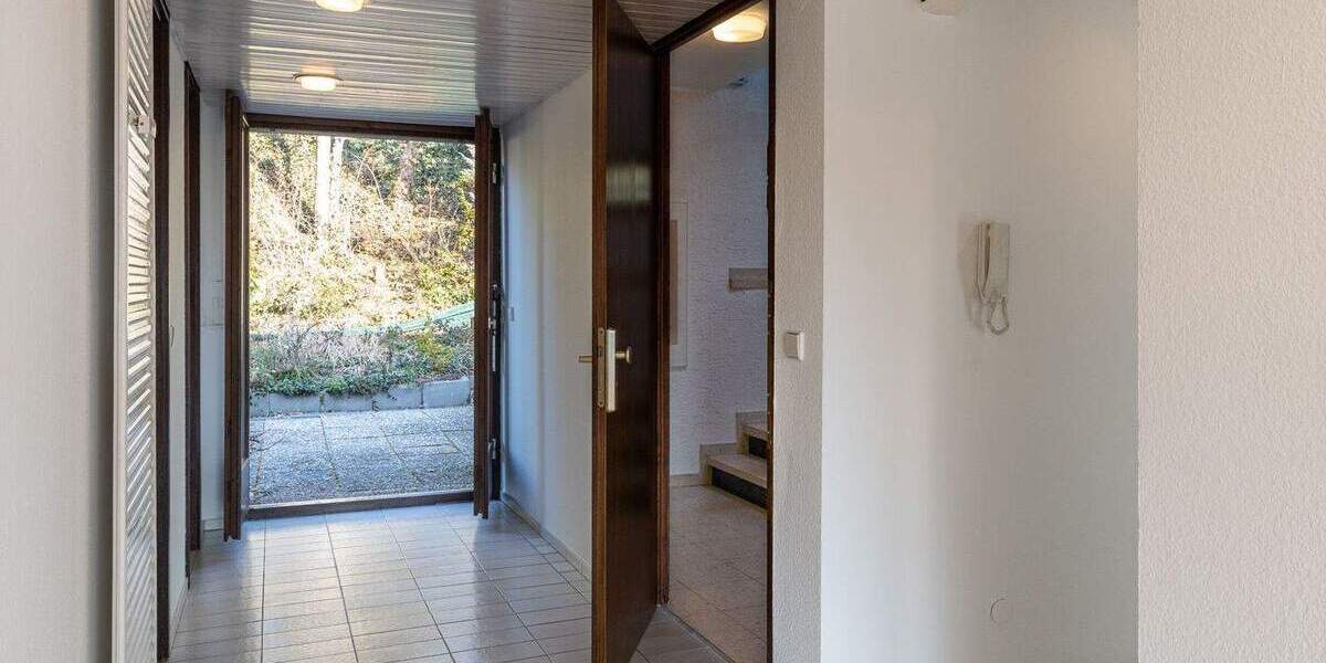 Etagenwohnung Böblingen - 5 Zimmer, 157 m&sup2;, 565.000&euro; | Angebot:24684385