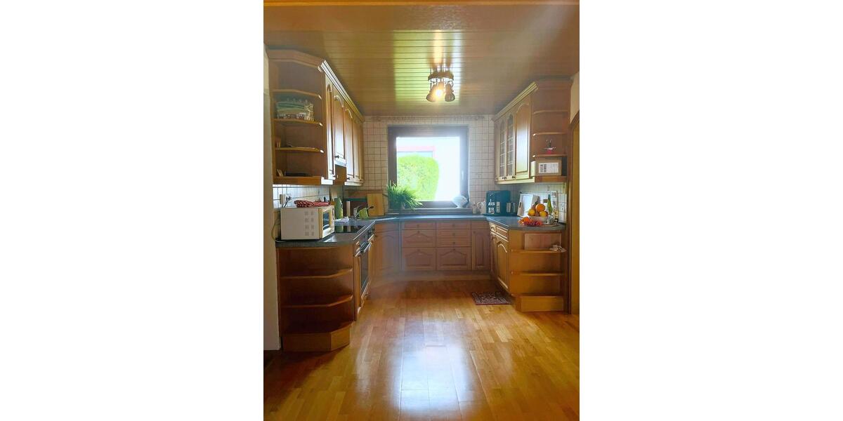 Einfamilienhaus Böblingen - 5.5 Zimmer, 170 m&sup2;, 490.000&euro; | Angebot:26634548