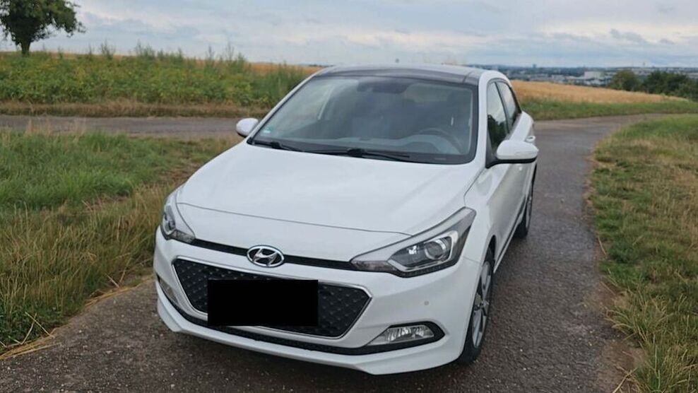 i20