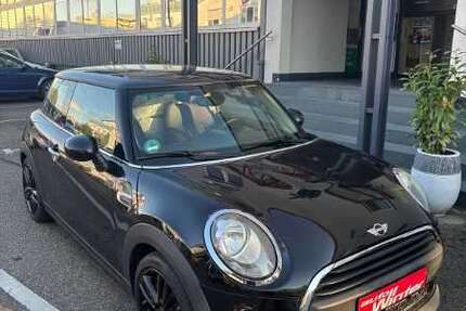 Mini One 21.700 km 11.990 € Asperg 71679