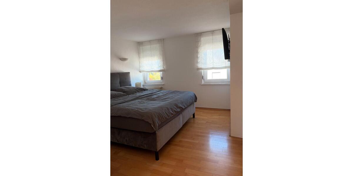 Einfamilienhaus Neuhausen - 4 Zimmer, 114 m&sup2;, 1.350&euro; | Angebot:27620328