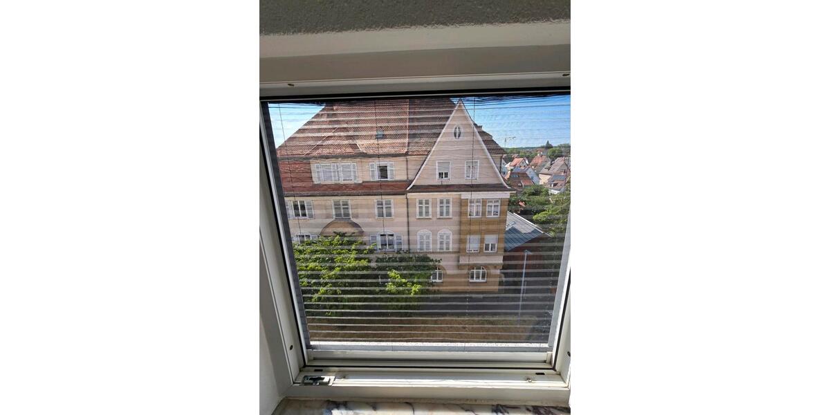Dachgeschoßwohnung Remseck am Neckar - 3 Zimmer, 67 m&sup2;, 1.150&euro; | Angebot:26350155