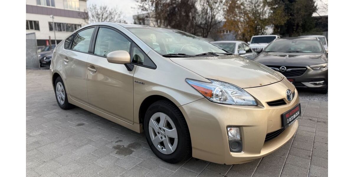 Toyota Prius 212.563 km 3.999 &euro; Fellbach 70736