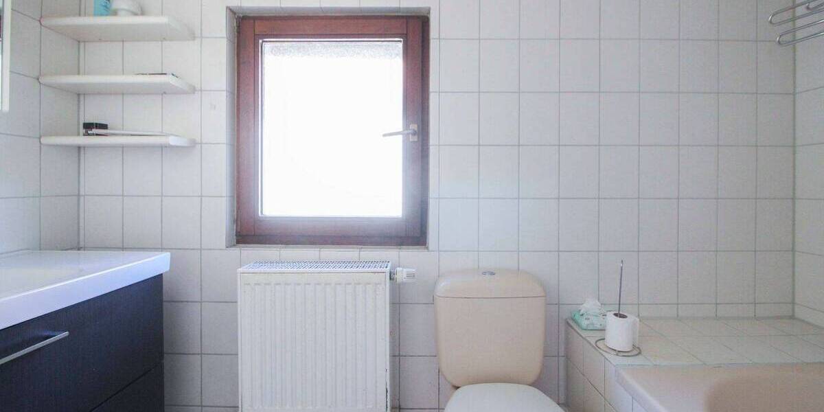 Doppelhaushälfte Stuttgart Weilimdorf - 7 Zimmer, 170 m&sup2;, 399.000&euro; | Angebot:26930001