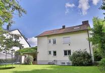 Großzügiges Einfamilienhaus mit Ausbaupotenzial in gefragter Lage