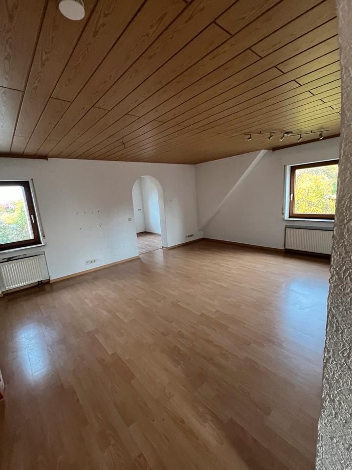 3,5 Zimmerwohnung im DG in Breitenstein zimmer