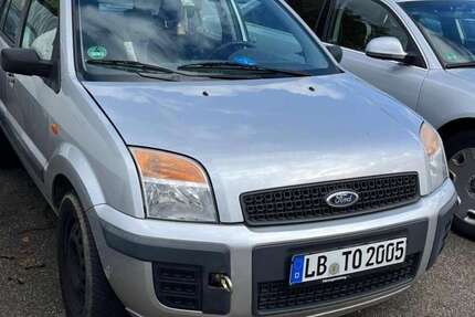 Ford Fusion 181.000 km 800 € Stuttgart 70569