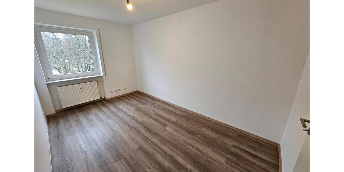 Etagenwohnung Pforzheim Eutingen - 3 Zimmer, 78 m&sup2;, 790&euro; | Angebot:24832864