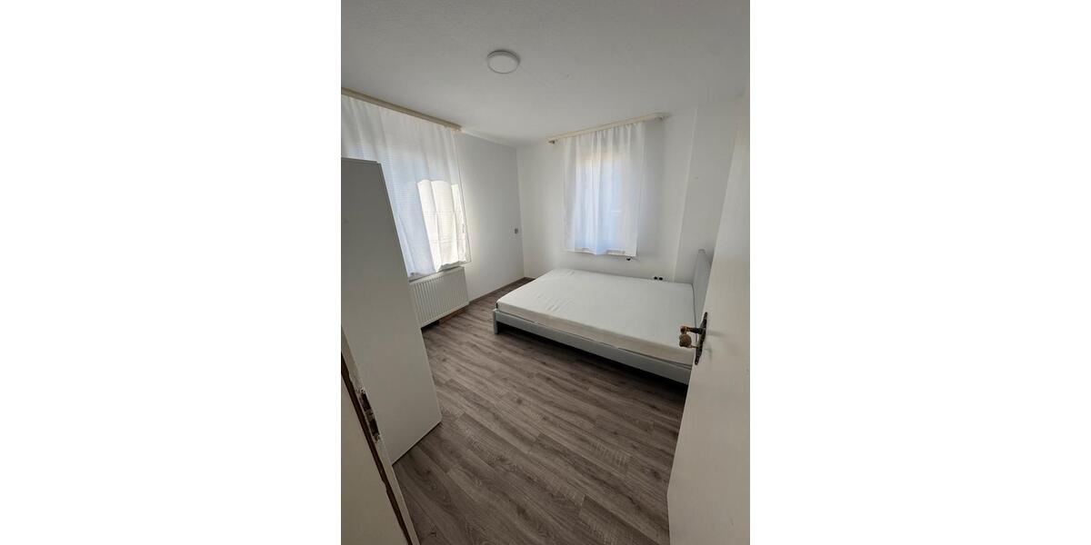 Erdgeschoßwohnung Pforzheim Eutingen - 3 Zimmer, 69 m&sup2;, 950&euro; | Angebot:25967871