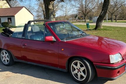 Opel Kadett 245.000 km 1.800 &euro; Waldenbuch 71111