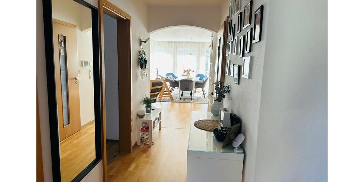 Einfamilienhaus Sersheim - 6 Zimmer, 160 m&sup2;, 1.850&euro; | Angebot:26253378