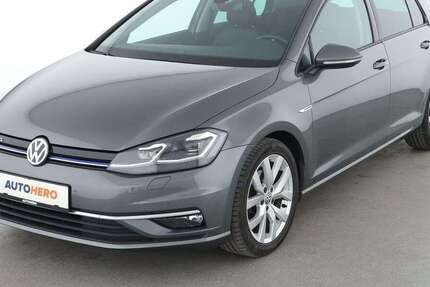VW Golf 56.459 km 17.630 &euro; Stuttgart 70195