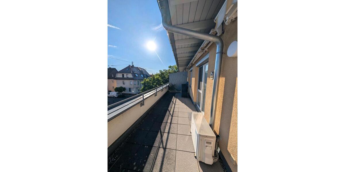Dachgeschoßwohnung Nürtingen - 4 Zimmer, 107 m&sup2;, 495.000&euro; | Angebot:26794944