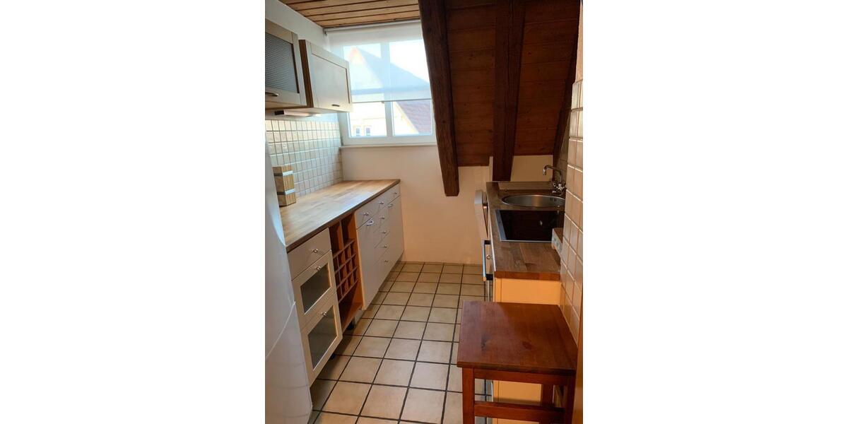 Dachgeschoßwohnung Ludwigsburg Hoheneck - 2.5 Zimmer, 70 m&sup2;, 289.000&euro; | Angebot:25606429