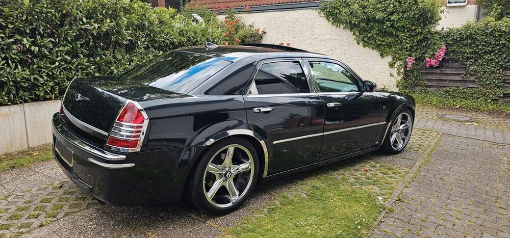 300C