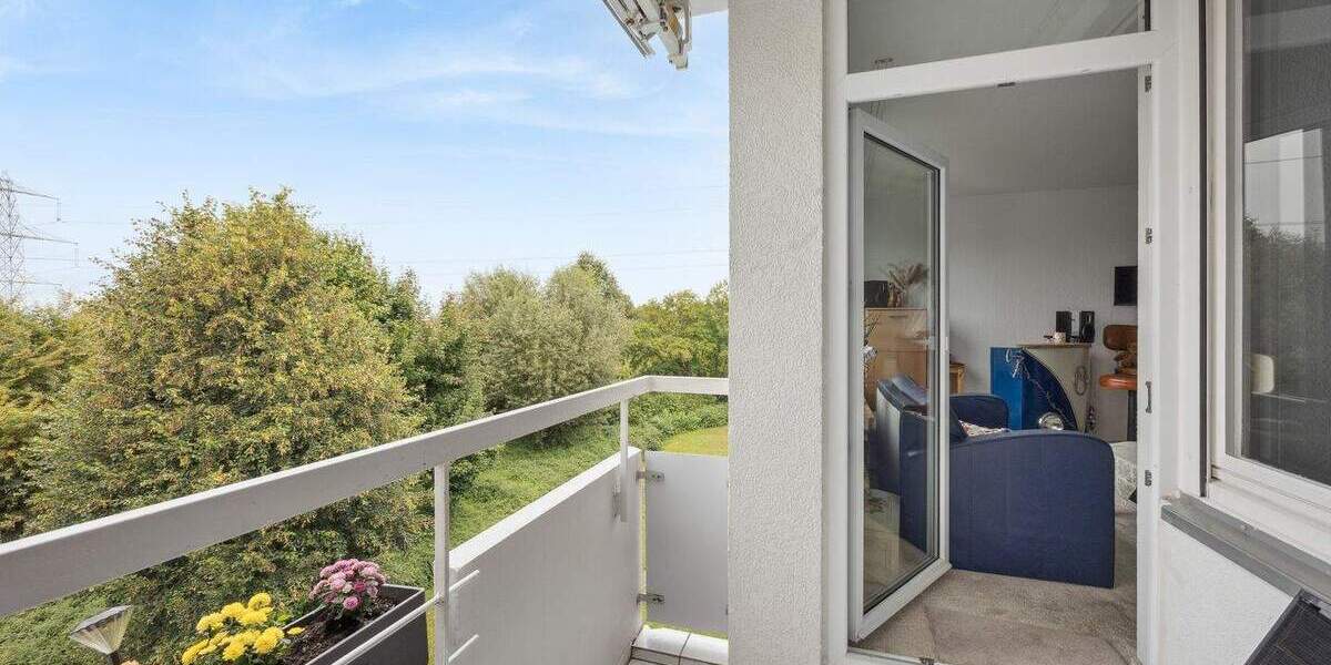 Altersgerecht!! 2-Zimmer-Wohnung mit 64 m² in zentraler Lage von Eglosheim 2 zimmer