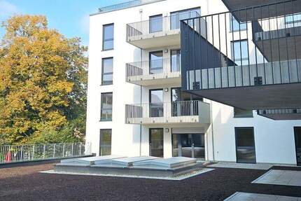 Genießen Sie das Wohnen in dieser modernen 3 Zimmer-Neubau-Wohnung! EBK, zwei Balkone, Parkettboden 3 zimmer