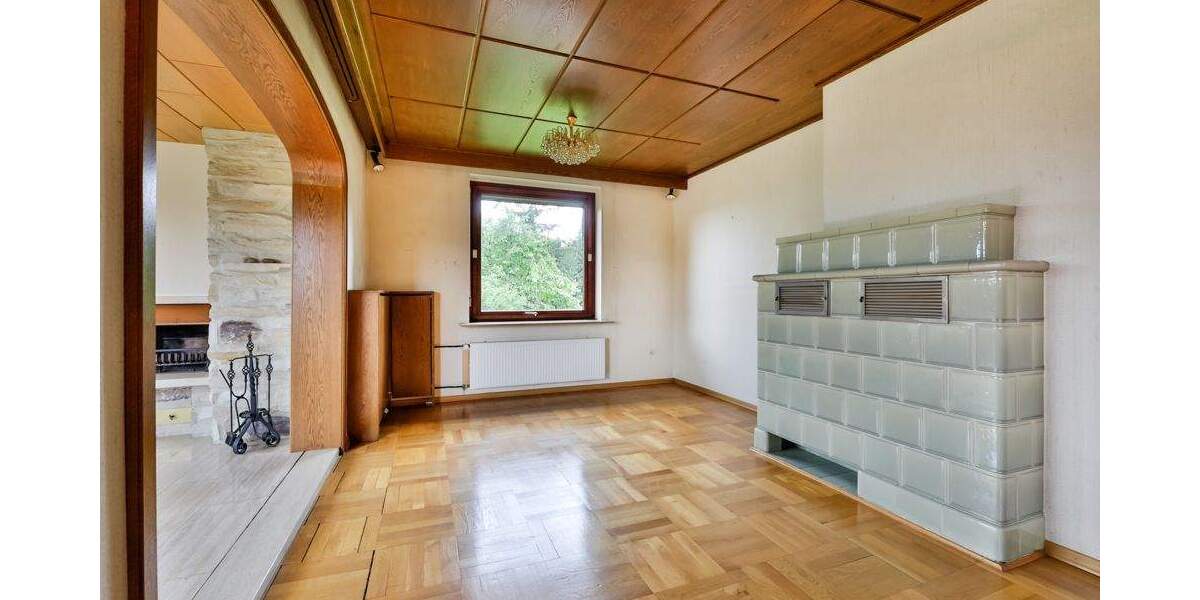 Einfamilienhaus Niefern-Öschelbronn Öschelbronn - 7 Zimmer, 155 m&sup2;, 395.000&euro; | Angebot:24860331