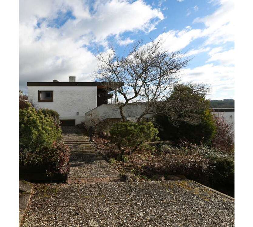 Haus zum Kaufen in Holzgerlingen 580.000 € 173.5 m²