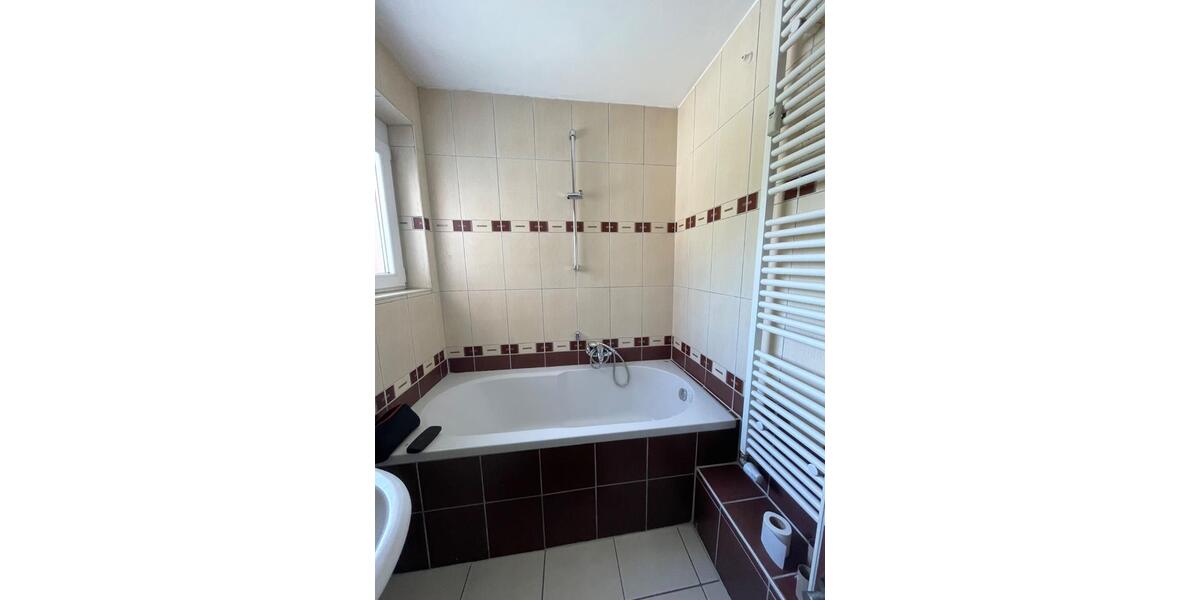 Etagenwohnung Sindelfingen Sindelfingen (Stadt) - 4 Zimmer, 106 m&sup2;, 1.600&euro; | Angebot:26045329