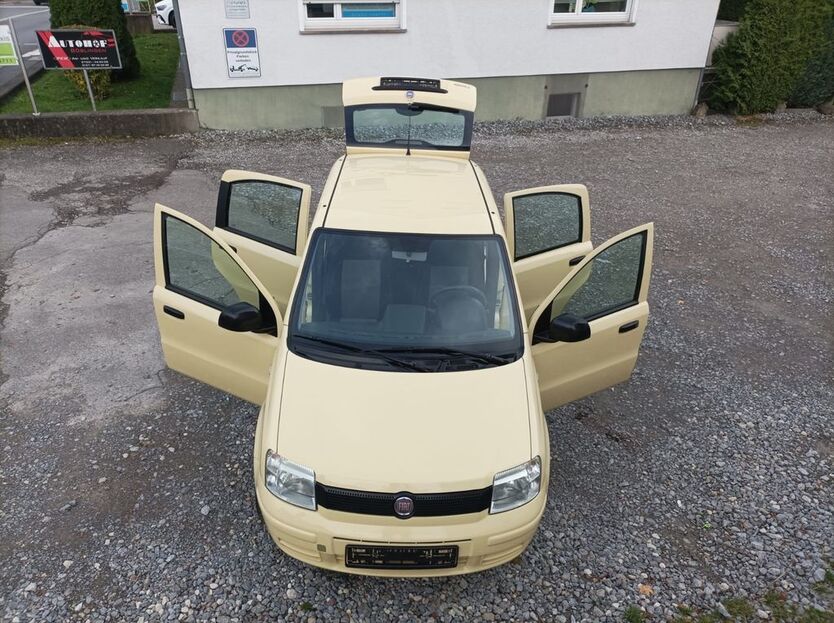 Fiat Panda 128.894 km 3.490 € Böblingen 71032