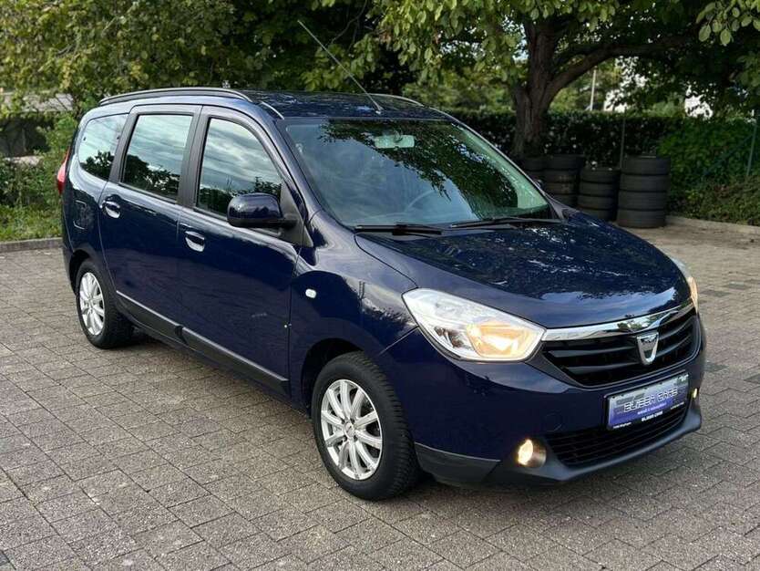 Dacia Lodgy 67.000 km 8.880 € Möglingen 71696