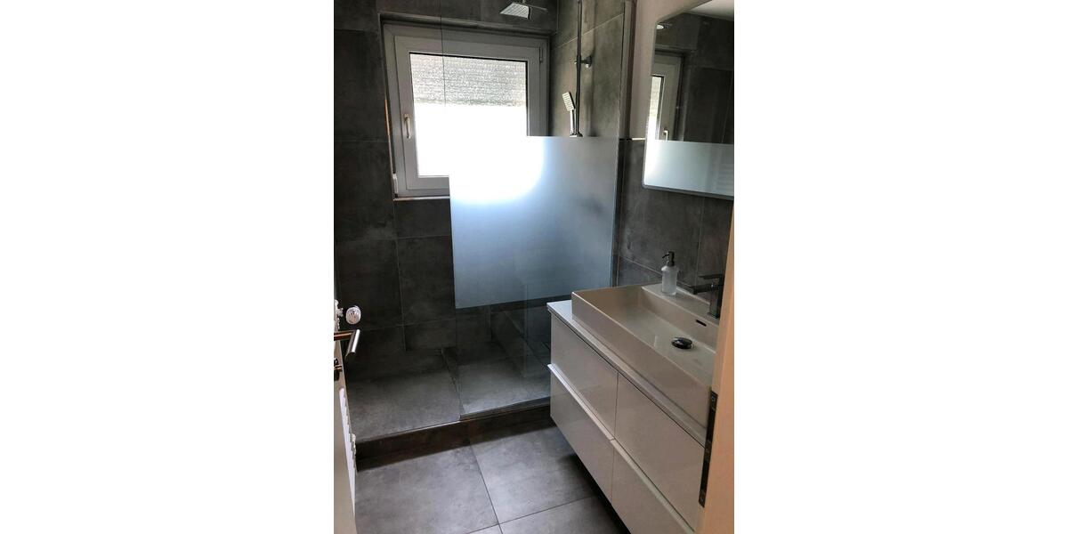 Etagenwohnung Schönaich - 3 Zimmer, 71 m&sup2;, 315.000&euro; | Angebot:24472356