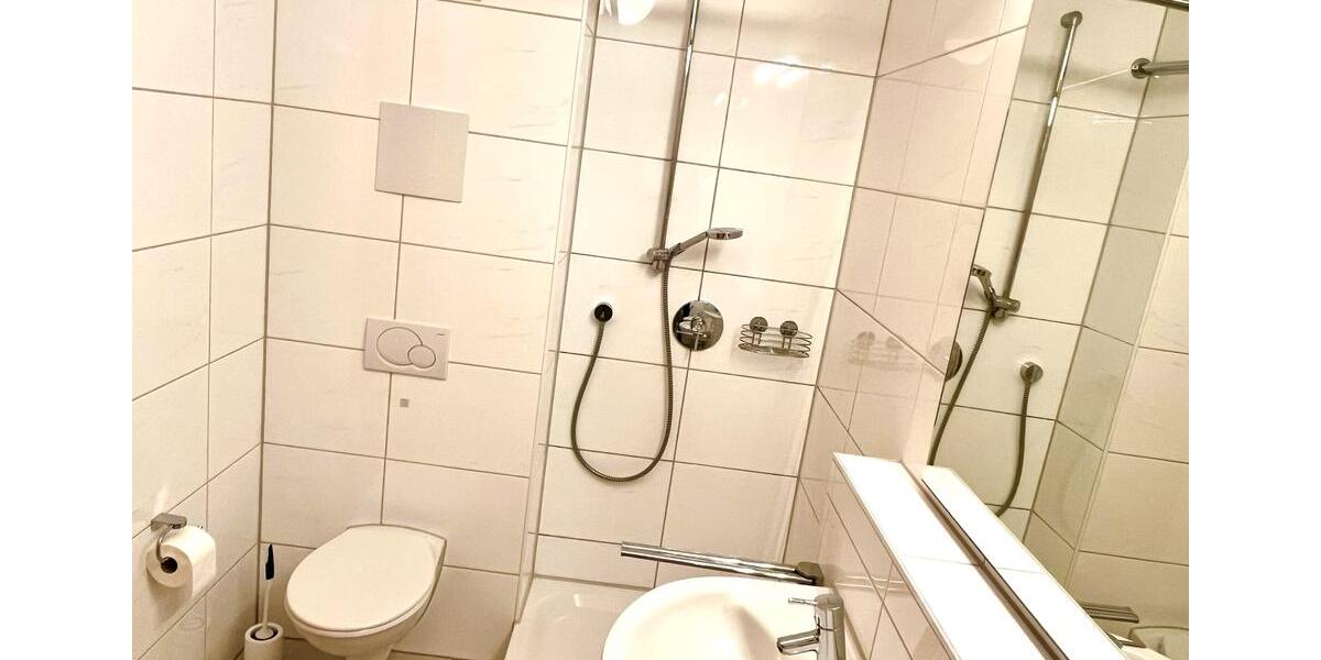 Einfamilienhaus Reutlingen Sondelfingen - 3.5 Zimmer, 101 m&sup2;, 1.380&euro; | Angebot:24377255