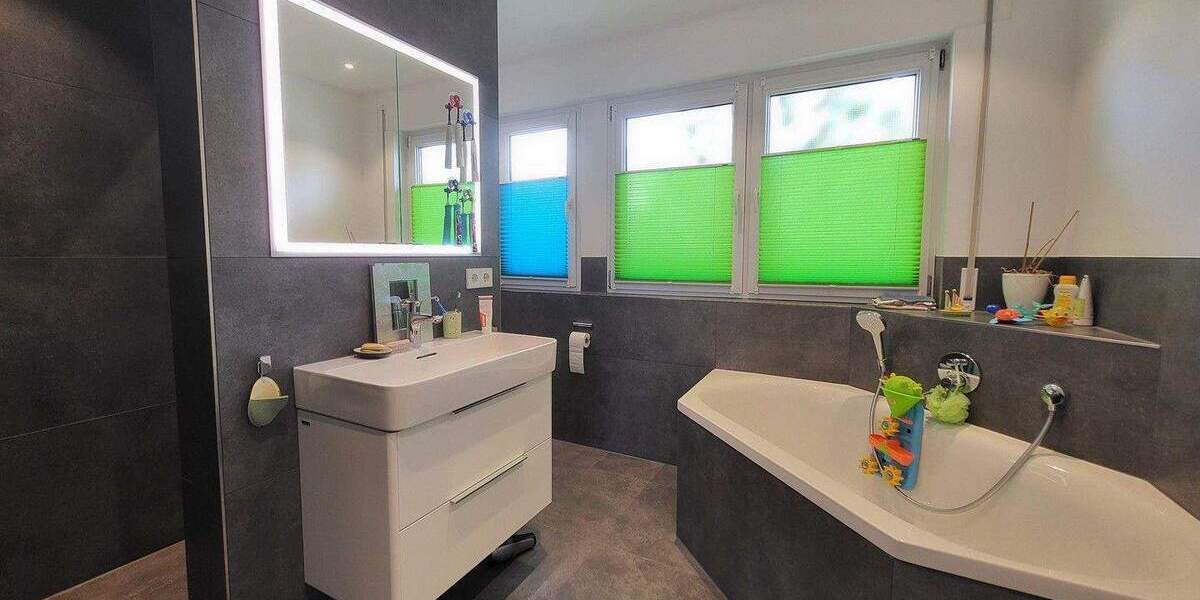 Einfamilienhaus Wurmberg Neubärental - 8 Zimmer, 245 m&sup2;, 1.800&euro; | Angebot:25752906