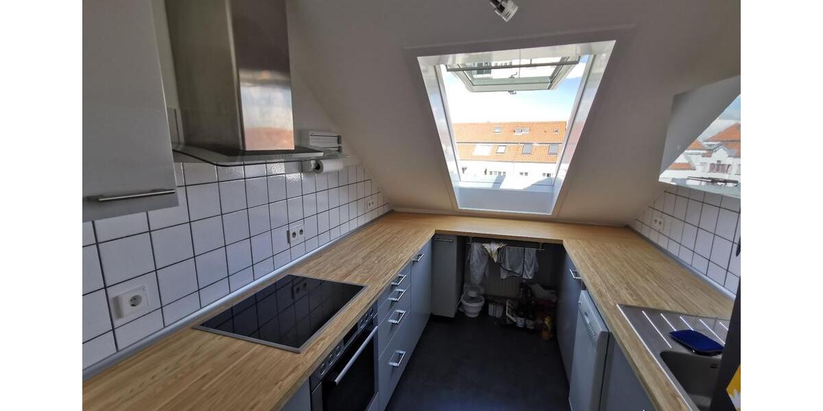 Dachgeschoßwohnung Fellbach Oeffingen - 2.5 Zimmer, 58 m&sup2;, 250.000&euro; | Angebot:24740194