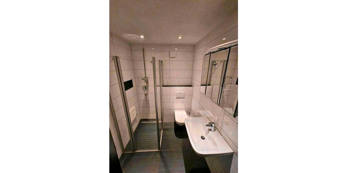 Etagenwohnung Pforzheim - 4 Zimmer, 160 m&sup2;, 1.650&euro; | Angebot:26321293