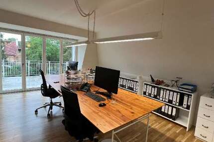 Büro in Stuttgart 300 € 4 m² zimmer